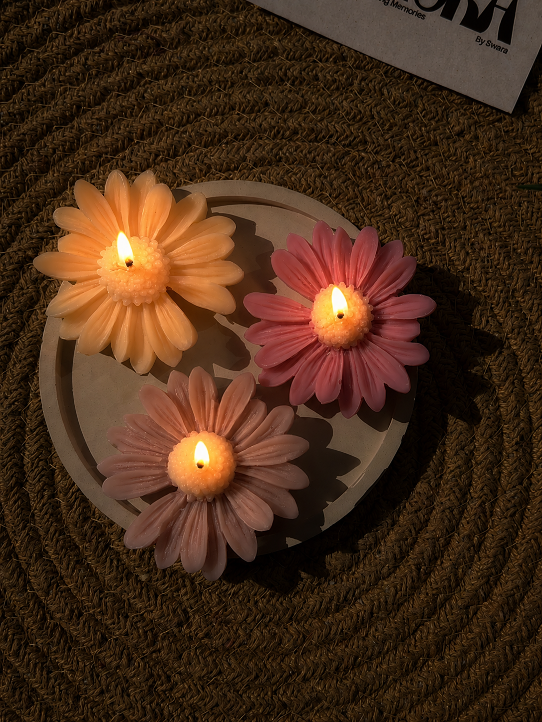Daisy Handcrafted Scented Candle